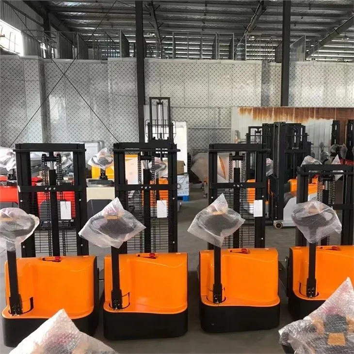 Electric Stacker Forklift For Cargo Lifting