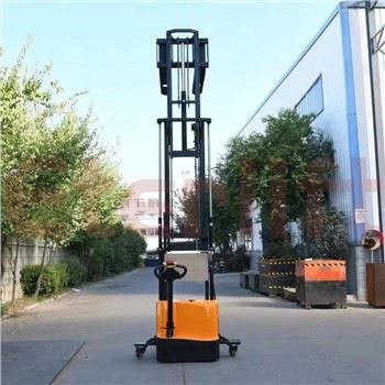 3m Lifting Height Electric Pallet Stacker