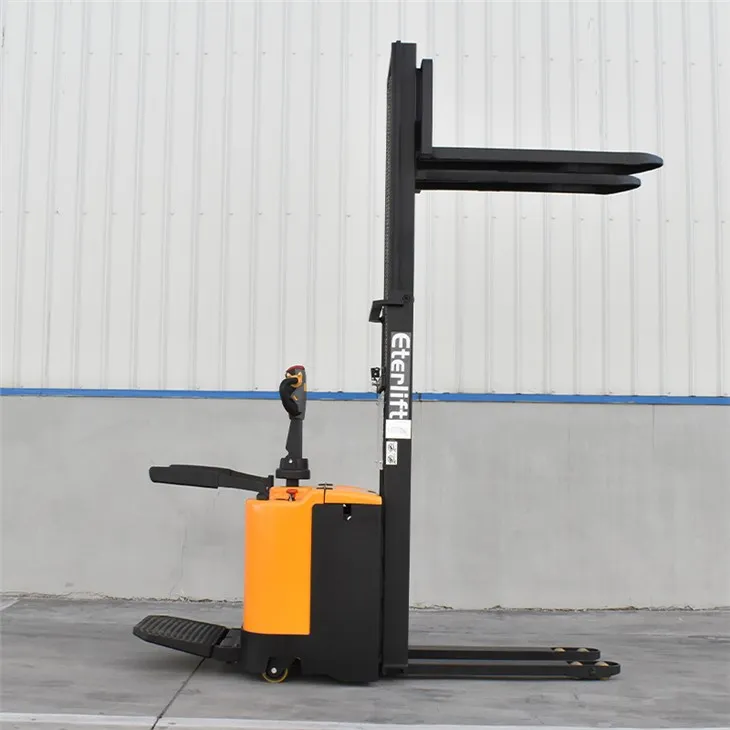 Electric Forklift Stacker With Battery