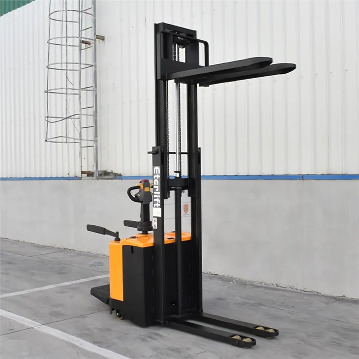 Electric Forklift Stacker With Battery