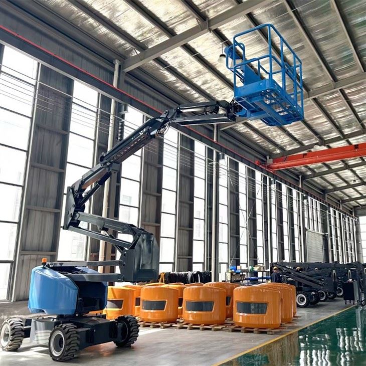 Self Propelled Boom Lift